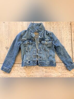 Polo by Ralph Lauren Kids Classic Light Wash Denim Jacket size 6 unisex